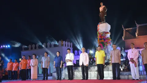 โคราชฉลองสถาปนาคุณหญิงโม ขึ้นเป็นท้าวสุรนารี พท.-เสือแดง ร่วมงานเพียบ