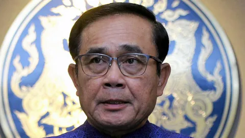 นายกฯ วอนเข้าใจ ตร.ชี้จับบุหรี่ไฟฟ้า 'เน็ตไอดอล' ต้องยึดกฎหมาย