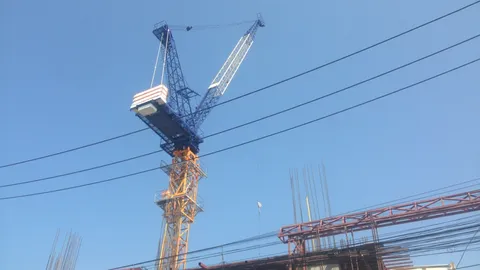 พัทยา หนุ่มคนงานเขมร แท่งเทคอนกรีตหล่นทับ ดับอนาถ