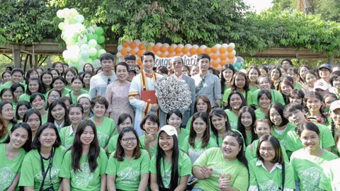 ร่วมยินดี