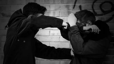 แม่น้ำตาตก! ลูกถูกเพื่อนไถเงิน-ทำร้ายนับปี ขอลาออกยังถูกครูหัวเราะหยัน