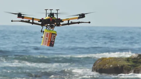 ออสซี่เริ่มใช้โดรน สังเกตฉลามในทะเล