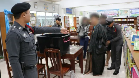 จับ3กะเทยคาร.ร. หลอกนร.รูปหล่อเข้าห้องน้ำ ปล้ำทำอนาจาร อ้างหยอกน้อง 