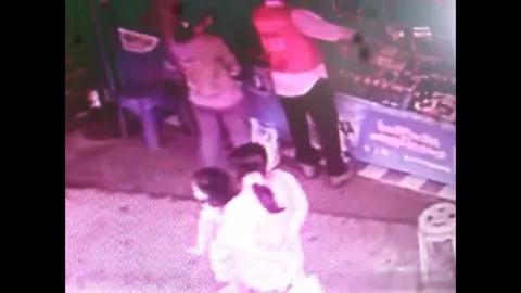 วินจยย.แสบ เหยียบเงินเมียนมา ไม่คืน อ้างอยู่กระเป๋าใครก็ของคนนั้น (คลิป)