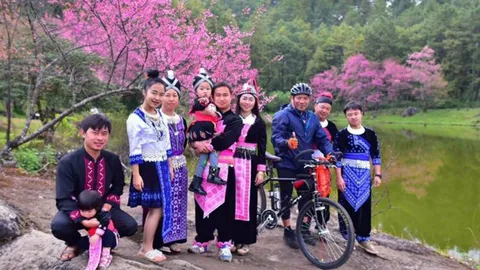 ชวนชมดอกนางพญาเสือโคร่ง กล้วยไม้รองเท้านารี ที่ อช.ดอยอินทนนท์ (คลิป)