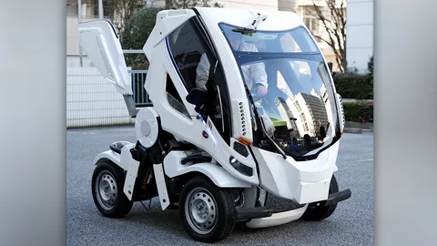 รถพับตัวเองได้ นวัตกรรมใหม่ยานยนต์ (คลิป)