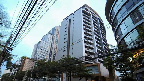 กทม.ต้องใช้ 2 เดือนหารับเหมารื้อโรงแรมดิเอทัส