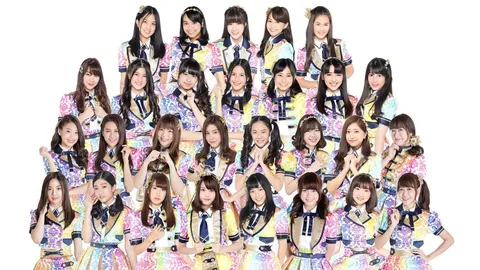 แอบมองเธออยู่นะจ๊ะ! ใครจะเชื่อ คนดังโซเชียลเหล่านี้ คือ โอตะ 'BNK 48'