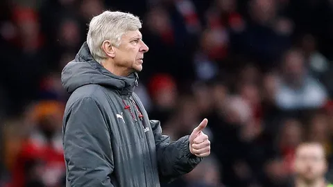 10 ปีไม่คืบ! อดีตแข้งปืนโตชี้ ‘เวนเกอร์’ ถึงเวลาสละเก้าอี้