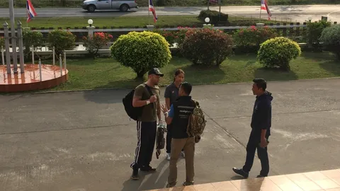 นำลูกชายเหยื่อเผานั่งยางชาวอิตาลี ตรวจ DNA ขณะที่ ตร. เร่งหาตัวแฟนสาว