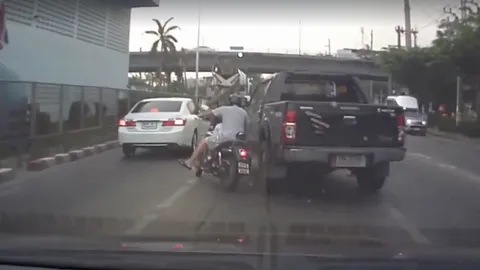 ยังข้องใจ! ชาวเน็ตเดือด นายจ้างป้องกระบะใจดำ บอกเป็นคนสุภาพไม่รู้ว่าชน