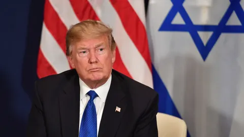 ดาวอสมึน รมว.คลังมะกันหนุนดอลลาร์อ่อนตัว 