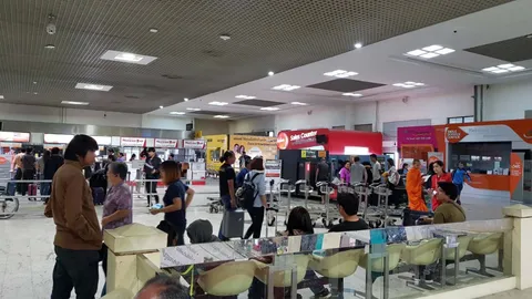 สนามบินขอนแก่นเปิดใช้งานแล้ว ขณะที่ ตร.เร่งสอบหลังพบต้นเพลิงจากตู้แอร์