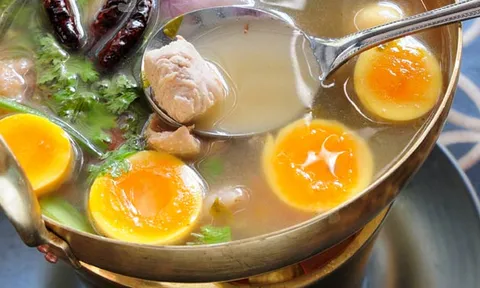 กินอาหารร้านสปา ..ริมเจ้าพระยากินอะไรดี?