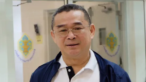 'เรืองไกร' กระทุ้ง 'หมอธี' ไขก๊อกถือหุ้นสัมปทานรัฐ