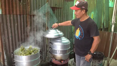 นึ่งซึ้งแทบระเบิด! ร้านขนมเทียนดังอุบลฯ เร่งทำตามออร์เดอร์ช่วงตรุษจีน