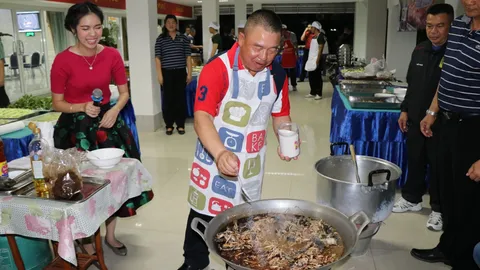 ย้ำจิ้นไก่สานสัมพันธ์​ แม่ทัพภาค 3 ลงมือปรุงเมนูเด็ด เลี้ยงนักข่าว