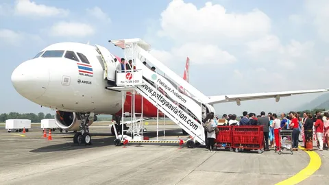 ไทยแอร์เอเชีย เปิดเที่ยวบินปฐมฤกษ์  ดอนเมือง-ระนอง