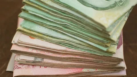 ใกล้ตกผลึกยัง