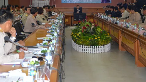 บิ๊กจิน ตรวจราชการพื้นที่เลย ดูการจัดงบช่วยผู้ประสบภัย