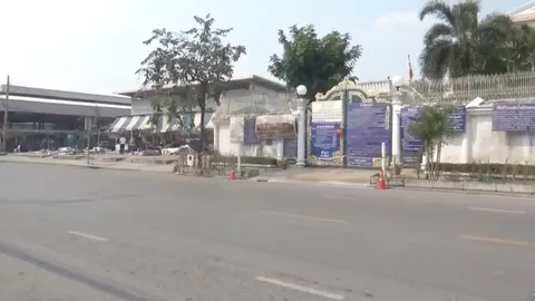 ทยอยรื้อ 3 ตลาดรอบบ้านป้าทุบรถ ผอ.เขตประเวศ จัดที่รองรับผู้ค้า