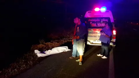 'คิดว่าเมาแล้วนอนข้างถนน' ที่แท้ หนุ่มใหญ่ กลายเป็นศพแล้ว กว่า 2 ชม.