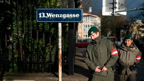 ออสเตรียล้อมคอกวุ่น โจรบุกสถานทูตอิหร่าน