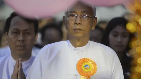 เผย ถิ่น จอ ป่วยเป็นมะเร็ง ก่อนตัดสินใจลาออก ประธานาธิบดีเมียนมา 