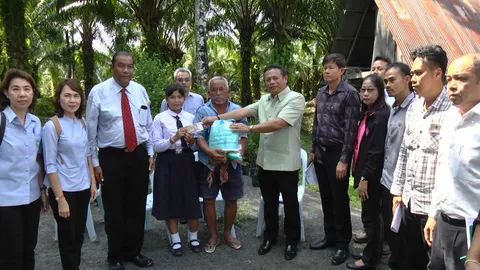 ศูนย์ดำรงธรรมพังงา ยื่นมือช่วยเด็ก14 ถวายฎีกา หลัง'ปู่'ถูกพิพากษา