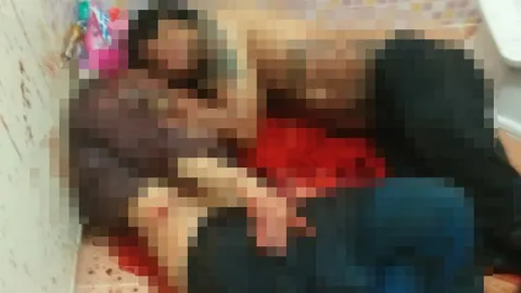 ผัวเมียที่ปลวกแดง ดื่มสุรากันแล้วเมา เกิดหึงหวงมีดแทงกันเจ็บหนัก