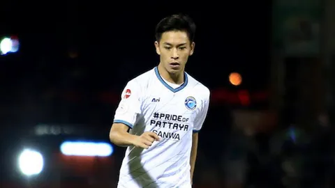 ฮือฮา! ทีมดังเจลีก สนดึง ‘พิชา’ ทดสอบฝีเท้า