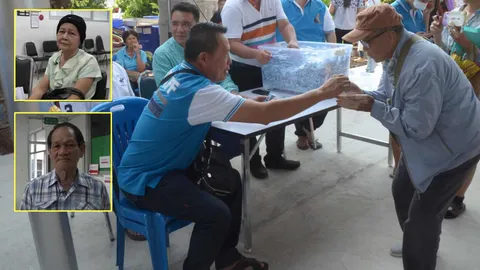 อย่าหยุดแจก! ผู้ป่วยแห่ลงประจำวัน รับยาหมอแสง บอกคือความหวัง