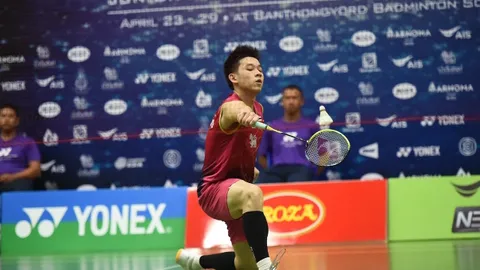 'กุลวุฒิ' ตบเฉียบ! เบิ้ลแชมป์ศึกขนไก่บีทีวาย จูเนียร์ 2018