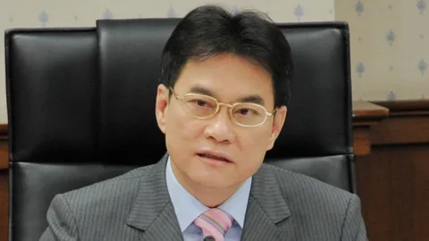 'จุรินทร์' หวั่นเเรงดูด คสช.ทำผลกาบัตรเลือกตั้งไม่ยุติธรรม