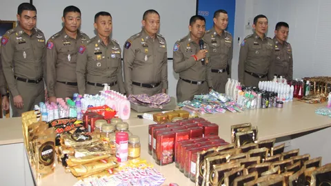 ซิวยกแก๊ง 4 สาวอาละวาดฉกของตามห้าง สารภาพได้ค่าจ้าง 300 บาท