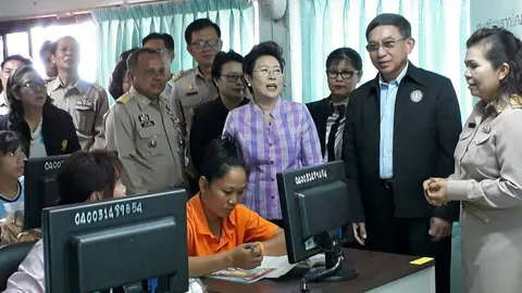 อีสานปลื้ม รมต.แห่ลงพื้นที่ ครม.สัญจร