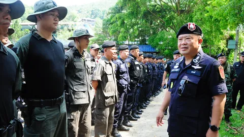 จนท.ลงพื้นที่ อ.เวียงแก่น หาหลักฐานคดียิงกำนันม้ง กวาดล้างยาเสพติด