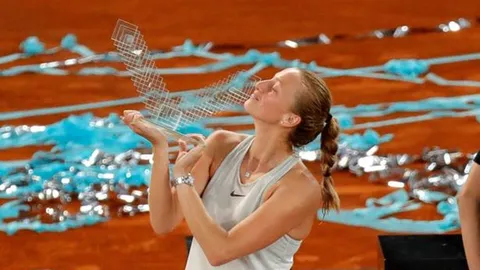 'ควิโตวา' หืดขึ้นคอ!! ผงาดแชมป์มาดริด โอเพ่นสมัย 3 