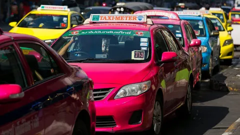 ฉวยโอกาส? แฟนคลับแฉ โบกแท็กซี่ที่อิมแพค เจอเรียกราคาเหมาไม่ยอมกดมิเตอร์