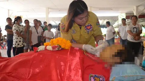 สาวกู้ภัยอาสาแต่งหน้าศพฟรี รับแรกๆ กลัว แต่เชื่อว่าทำดี และได้บุญ