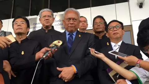 ศาลสั่งจำหน่ายคดี ‘สุเทพ’ ขวางเลือกตั้งปี 57 ชี้รอผลคดีอาญา