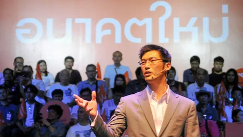 สนช.สอน 'ธนาธร' คิดแก้รธน.ให้ดูกระแสสังคมเอาด้วยหรือไม่