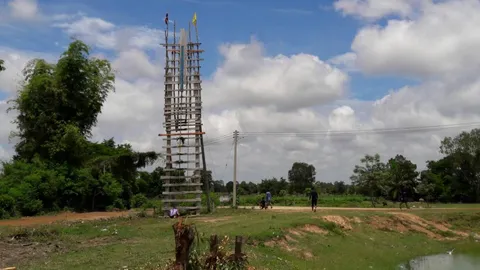 ไม่ง้อ SpaceX ชาวบ้านนอกเขตชลประทานกาฬสินธุ์ จุดบั้งไฟขอฝนพญาแถน