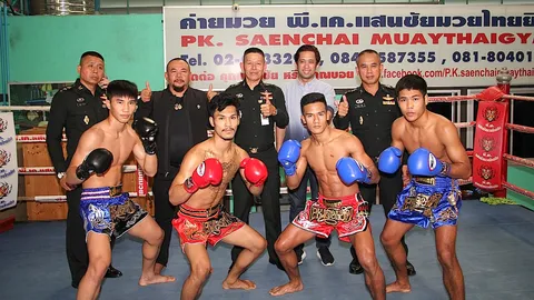 สนามมวยลุมพินี บุกเยี่ยม 2 ค่ายมวยดัง ก่อนขึ้นสังเวียน 5 มิ.ย.นี้