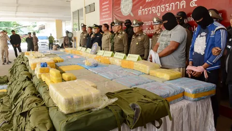 จับยาบ้าลอตใหญ่! 15 ล้านเม็ด ซุกท้าย 6 ล้อ เครือข่าย พ.อ.จะลอโบ