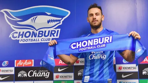 ได้ของดี! ฉลามคอนเฟิร์มคว้า 'บายรัม' เสริมแกร่งบู๊เลกสอง