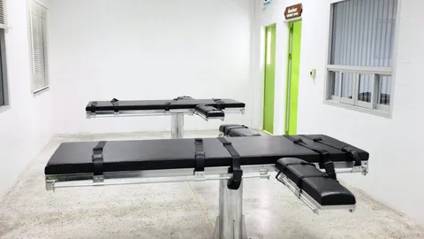 เปิดอาหารมื้อสุดท้าย! นักโทษประหาร กินจนอิ่ม หน้าเฉยเข้าห้องฉีดยาพิษ