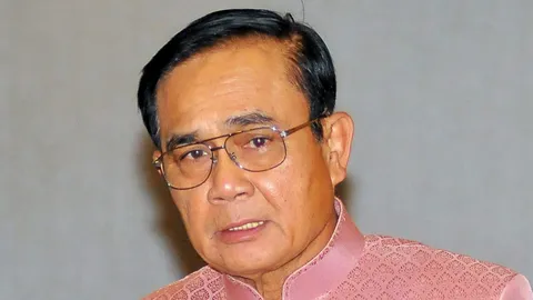 นายกฯ เผยยังมีเวลาประมูลคลื่น 1800 MHz ย้ำยึด ปชช.รัฐไม่เสียประโยชน์
