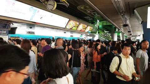 บีทีเอสแจงอาณัติสัญญาณเจ๊งถี่เหตุคลื่นกวน กสทช.นัดคุยค่ายมือถือพรุ่งนี้