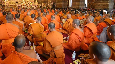 เจริญพระพุทธมนต์ “นวัคคหายุสมธัมม์” ถวาย ร.10